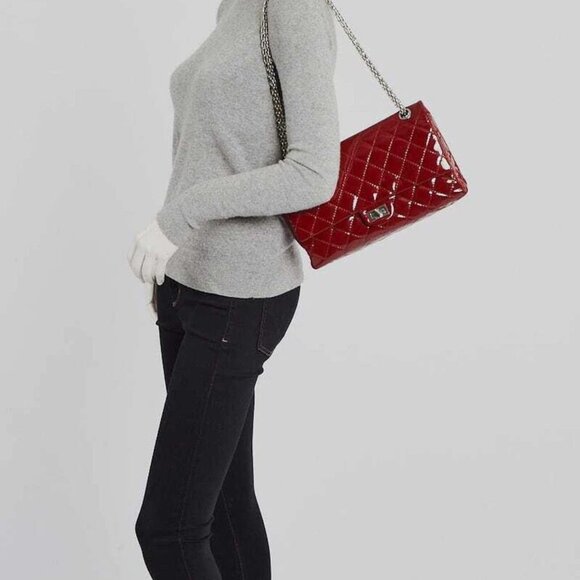 Chanel Red 2.55 Reissue Quilted Patent Leather 226 Flap Bag - Picture 8 of 10